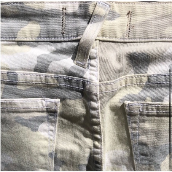 Never worn Elizabeth & James Textile skinny jeans pants white grey tan camo 28 - Picture 9 of 13